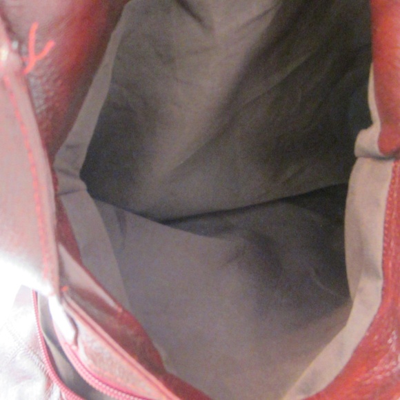 Jing Pin Piju Red Faux Leather Double Handle 3 Compartment Tote - Picture 4 of 12